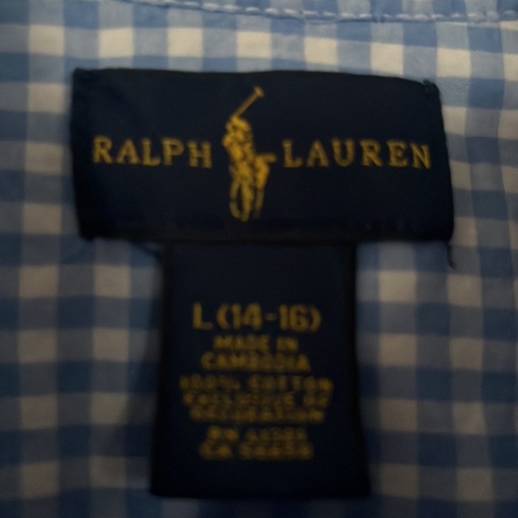 Button down - Picture 2 of 2